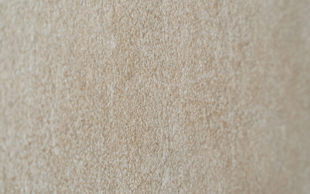Amara de Inalco, porcelánico MDi crema con relieve natural
